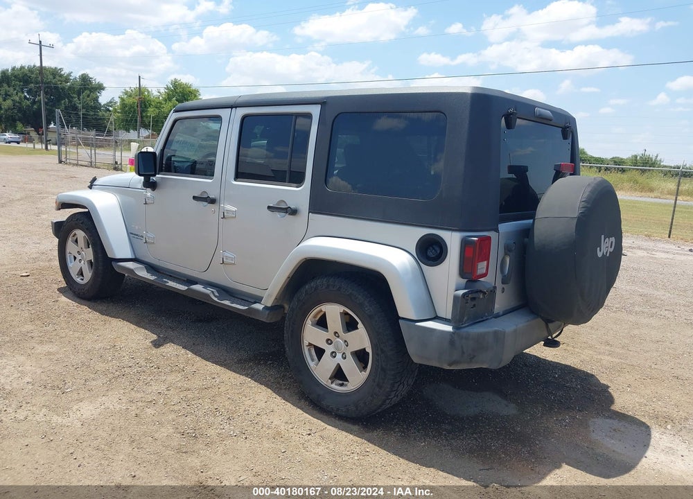 2007 JEEP WRANGLER UNLIMITED SAHARA VIN: 1J4GB59137L142136
