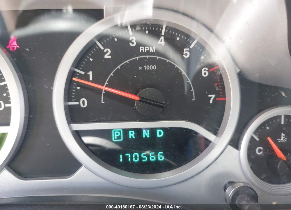 2007 JEEP WRANGLER UNLIMITED SAHARA VIN: 1J4GB59137L142136