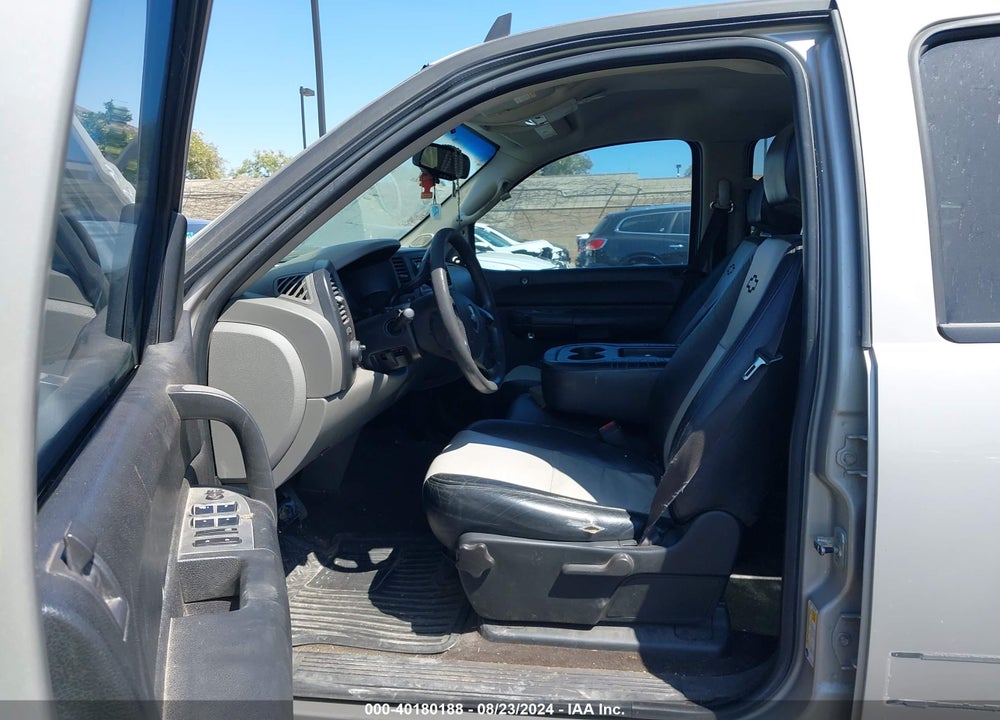 2008 CHEVROLET SILVERADO 1500 LS VIN: 3GCEC13C88G203590