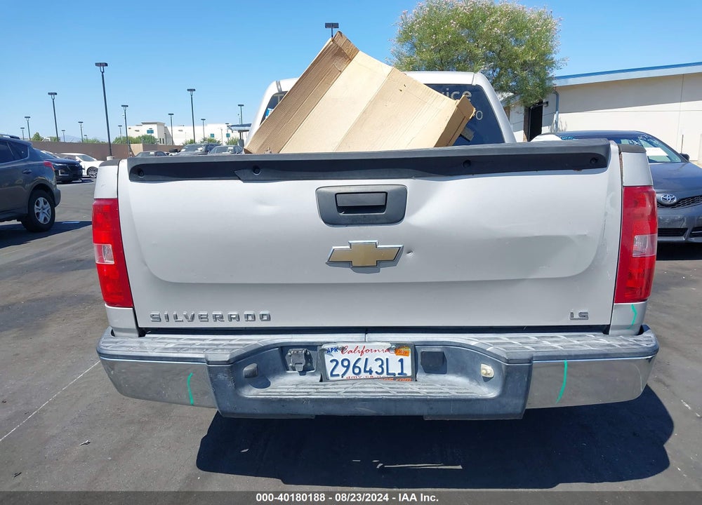 2008 CHEVROLET SILVERADO 1500 LS VIN: 3GCEC13C88G203590
