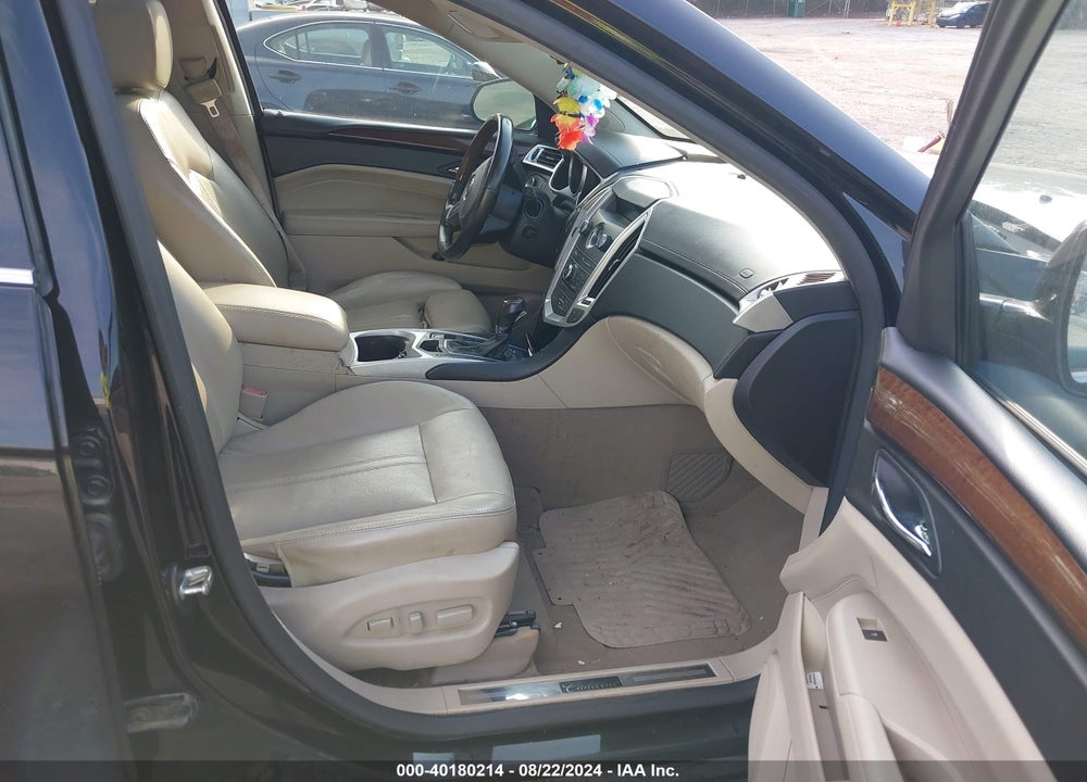 2011 CADILLAC SRX VIN: 3GYFNAEY1BS643382