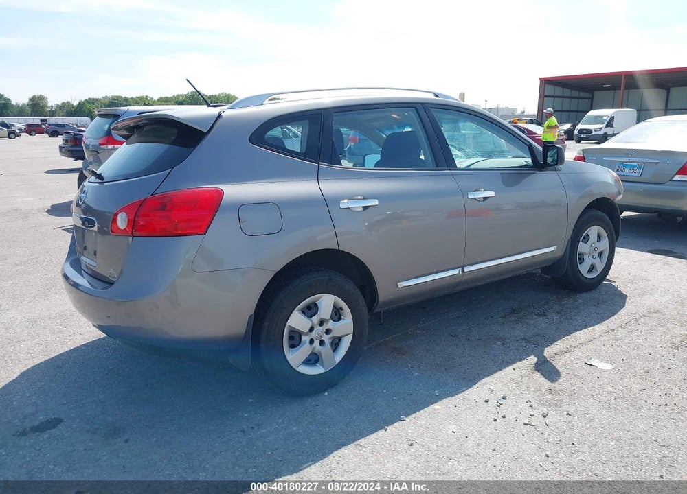 2015 NISSAN ROGUE SELECT S VIN: JN8AS5MT2FW156177