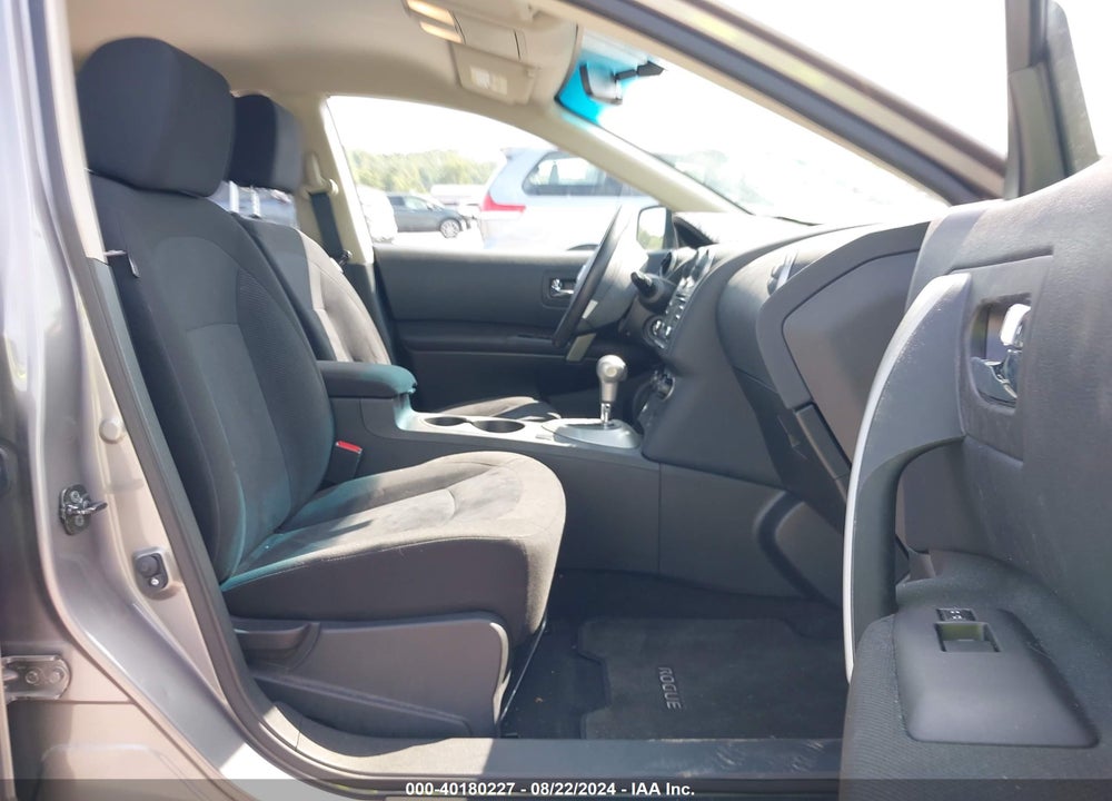 2015 NISSAN ROGUE SELECT S VIN: JN8AS5MT2FW156177