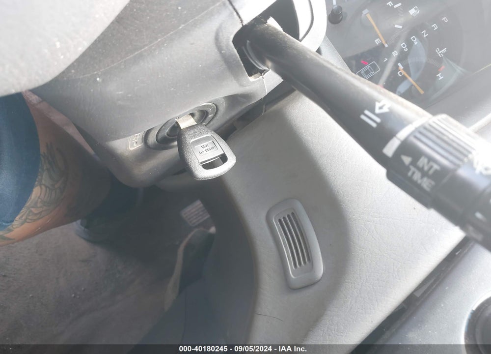 2000 HONDA ACCORD 3.0 EX VIN: 1HGCG1659YA018554