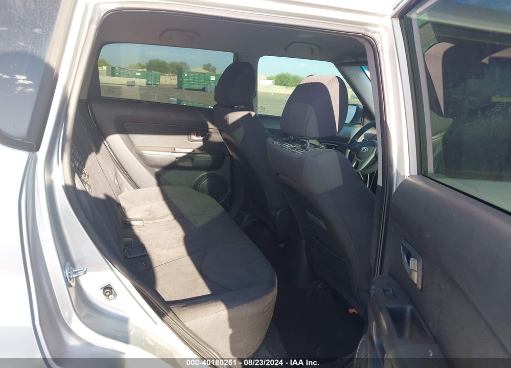2011 KIA SOUL VIN: KNDJT2A22B7283518