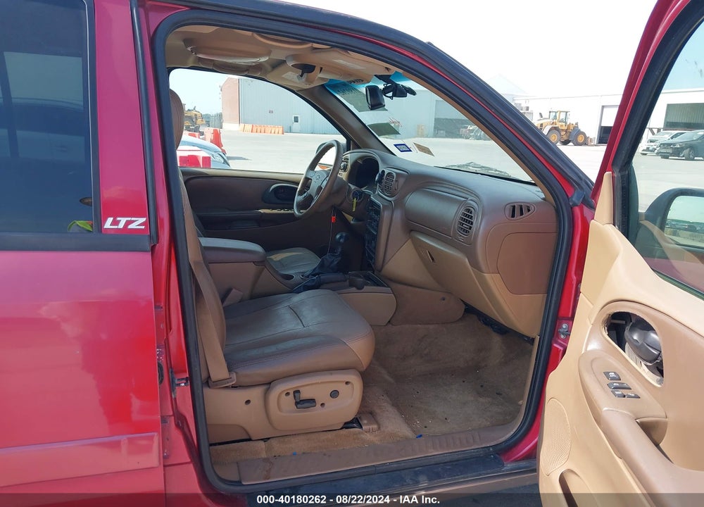 2002 CHEVROLET TRAILBLAZER LTZ VIN: 1GNDT13S322413833