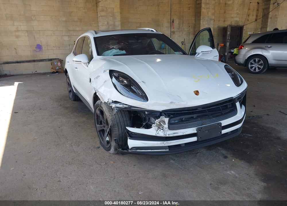 2022 PORSCHE MACAN VIN: WP1AA2A57NLB08675