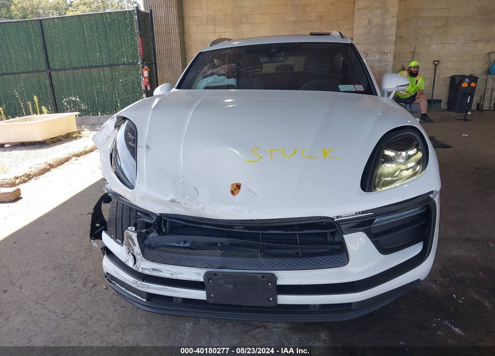 2022 PORSCHE MACAN VIN: WP1AA2A57NLB08675