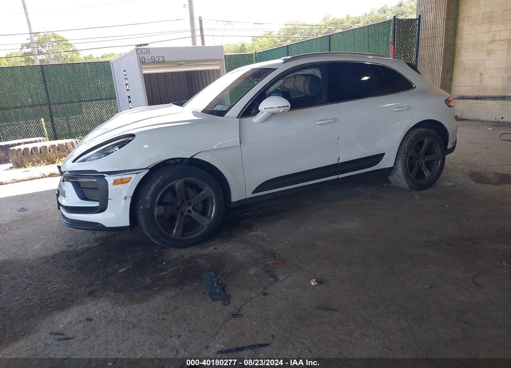 2022 PORSCHE MACAN VIN: WP1AA2A57NLB08675