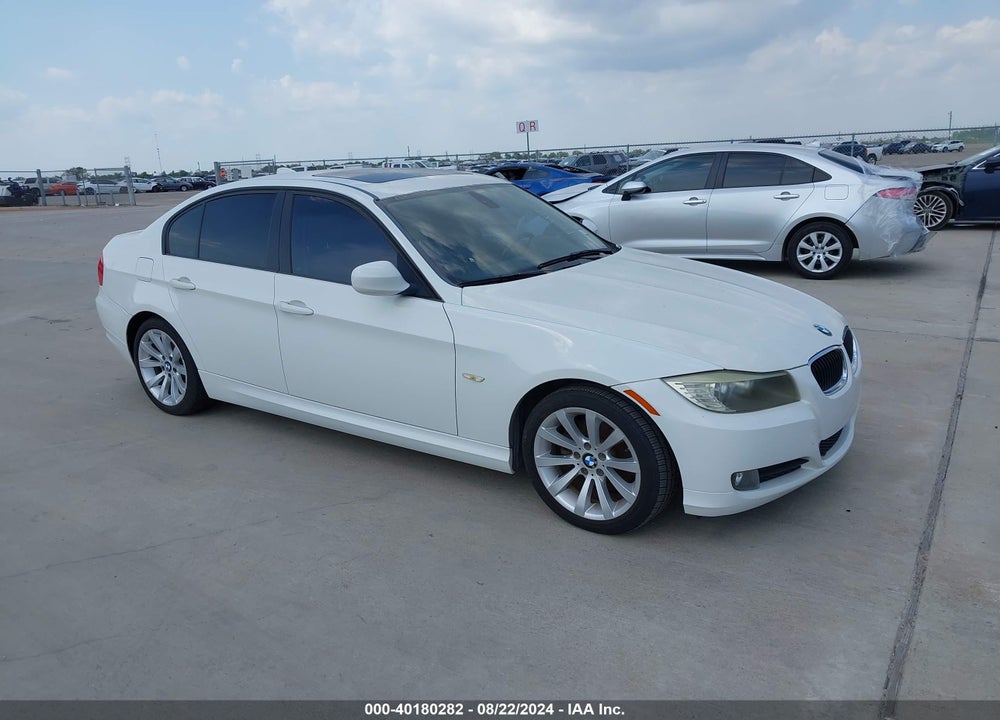 2011 BMW 328I VIN: WBAPH7G52BNN05770
