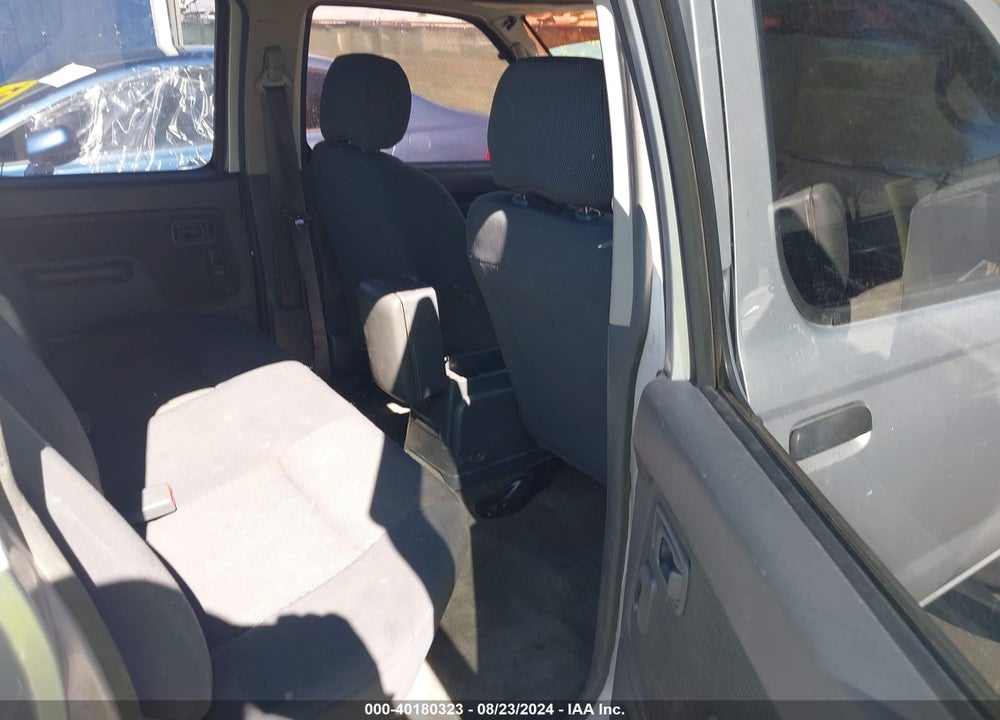 2004 NISSAN FRONTIER VIN: 1N6ED29X14C449923