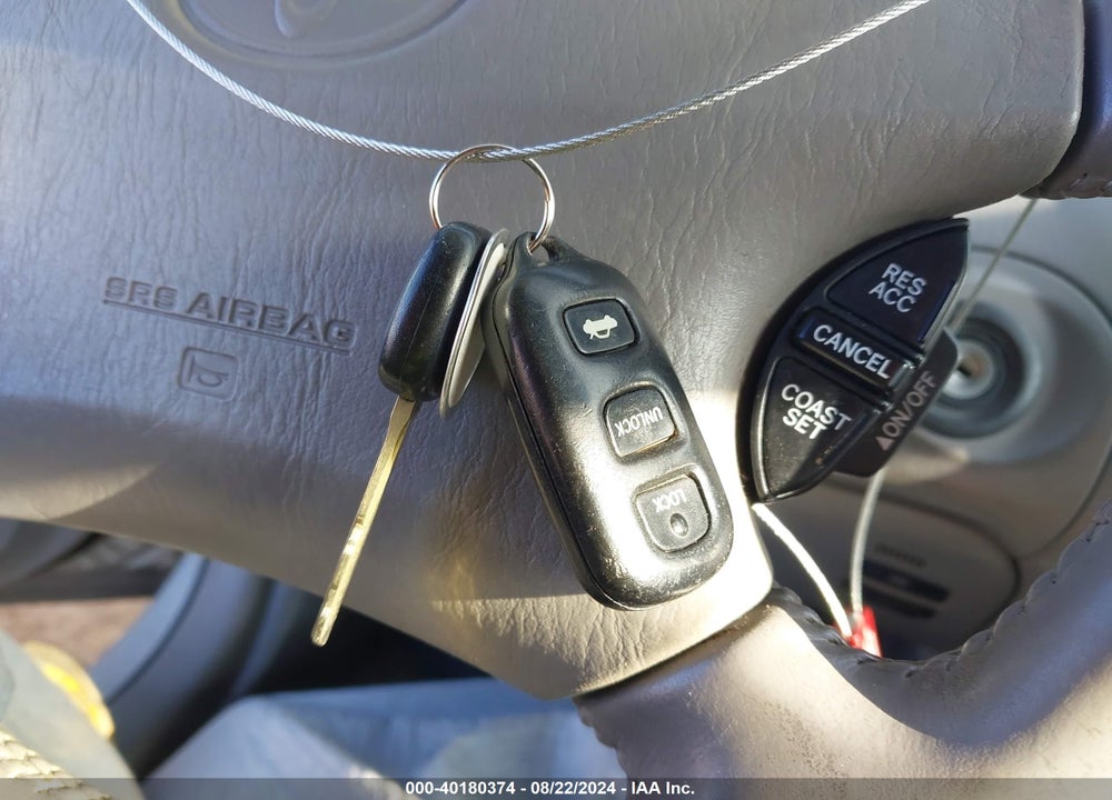 2001 TOYOTA AVALON XLS VIN: 4T1BF28B71U190328