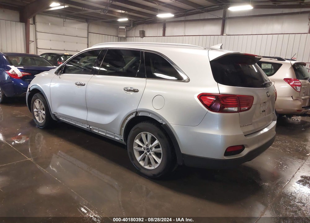 2019 KIA SORENTO 2.4L LX VIN: 5XYPGDA32KG436968