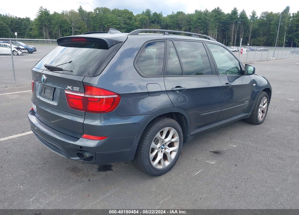 2011 BMW X5 XDRIVE35I/XDRIVE35I PREMIUM/XDRIVE35I SPORT ACTIVITY VIN: 5UXZV4C57BL741625