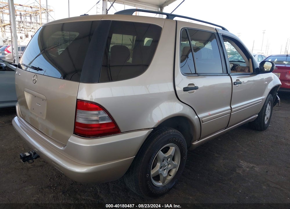 2001 MERCEDES-BENZ ML 320 VIN: 4JGAB54E01A280270