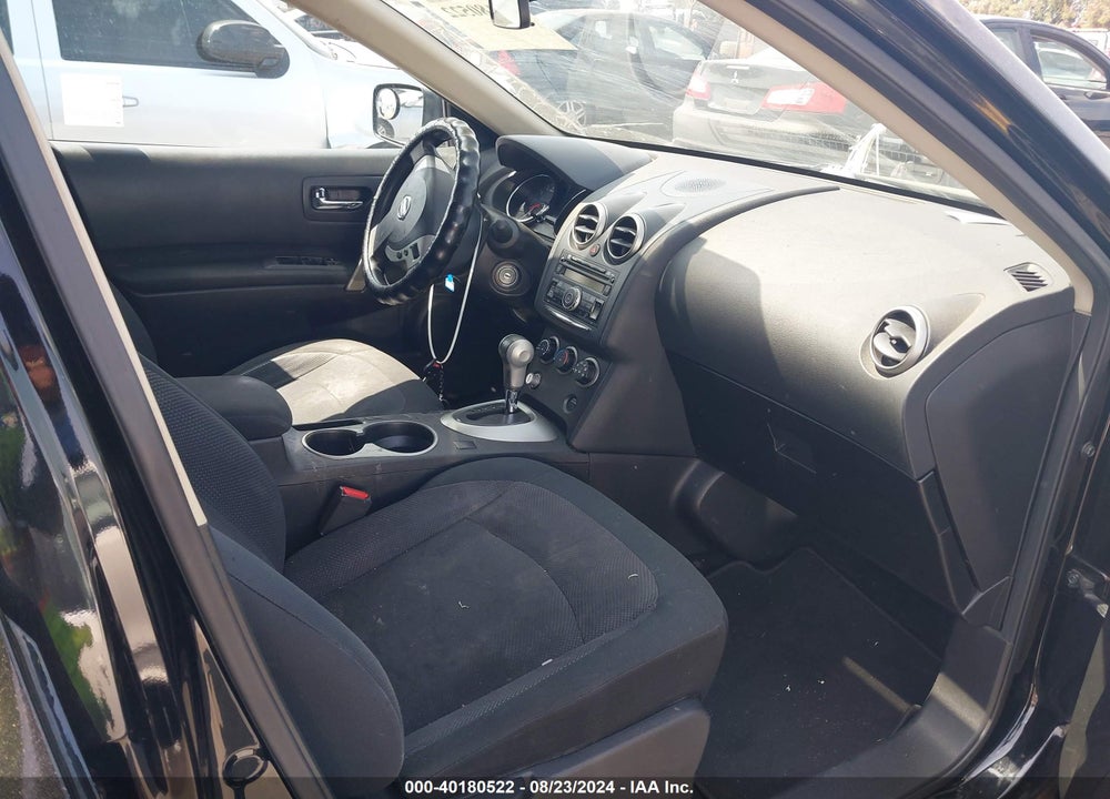 2013 NISSAN ROGUE S VIN: JN8AS5MT8DW542129