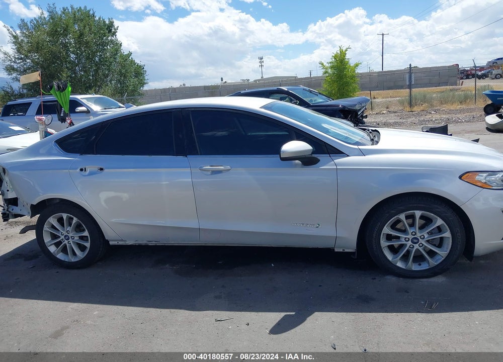 2019 FORD FUSION HYBRID SE VIN: 3FA6P0LUXKR208125