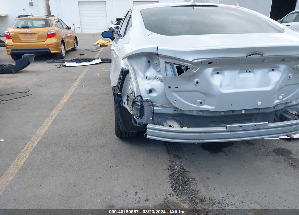 2019 FORD FUSION HYBRID SE VIN: 3FA6P0LUXKR208125