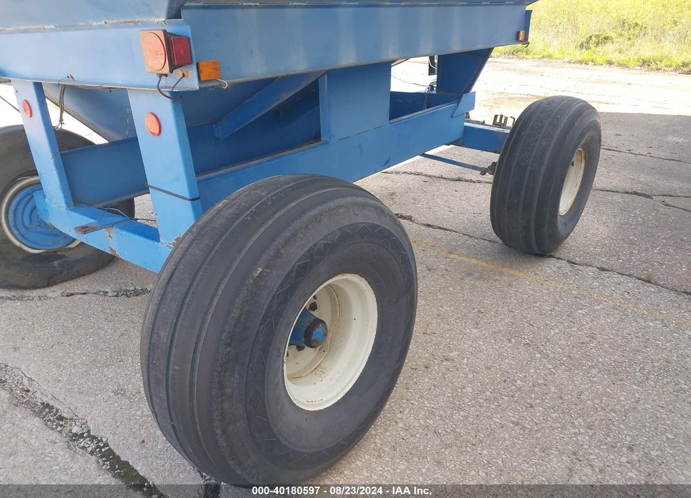 1995 TRAILER DMI GRAVITY WAGON BIG LITTLE GRAIN VIN: DMI GRAVITY WAGON
