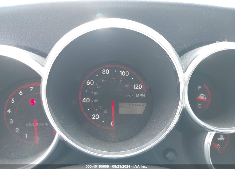 2006 TOYOTA MATRIX VIN: 2T1KR32EX6C616666