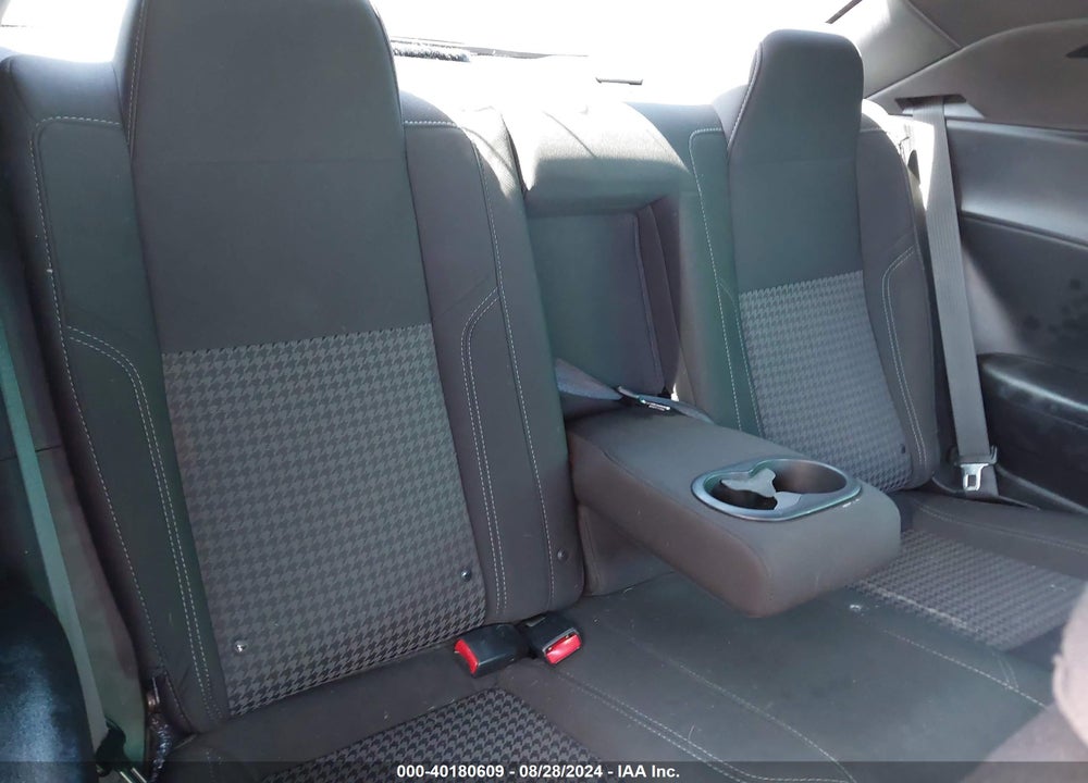 2018 DODGE CHALLENGER SXT VIN: 2C3CDZAG2JH321797
