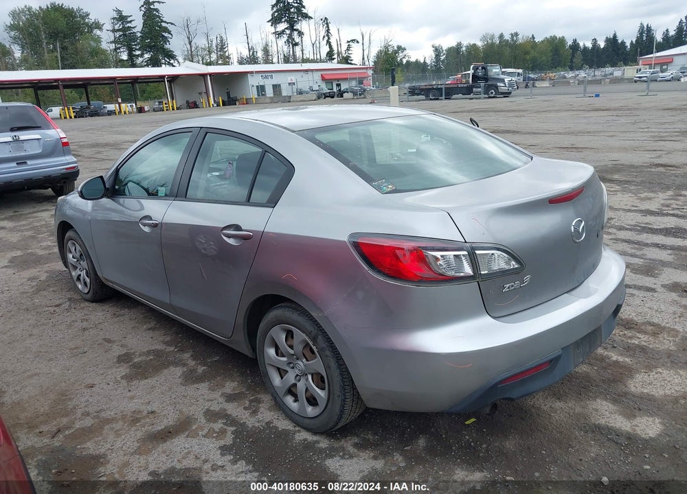 2011 MAZDA MAZDA3 VIN: JM1BL1UG7B1423006