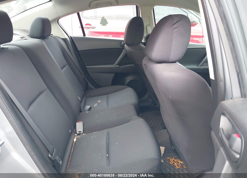 2011 MAZDA MAZDA3 VIN: JM1BL1UG7B1423006