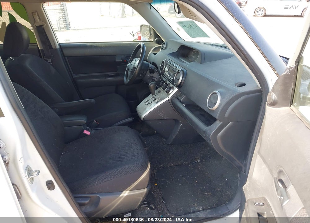 2010 SCION XB VIN: JTLZE4FE4A1102498