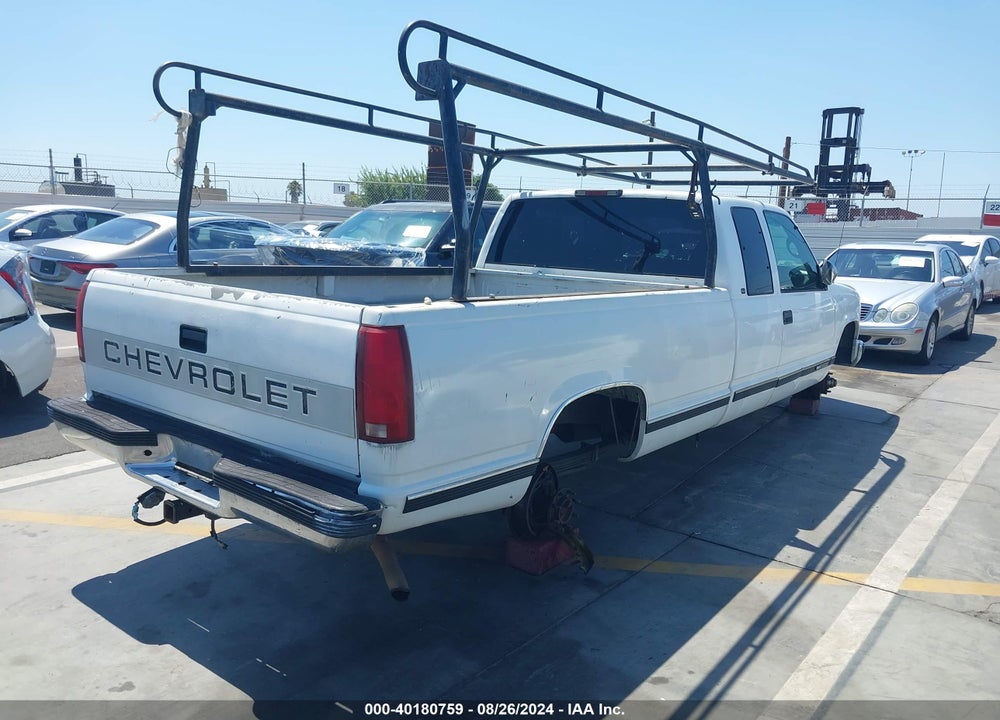 1998 GMC SIERRA 2500 SL VIN: 1GTGC29R3WE530767