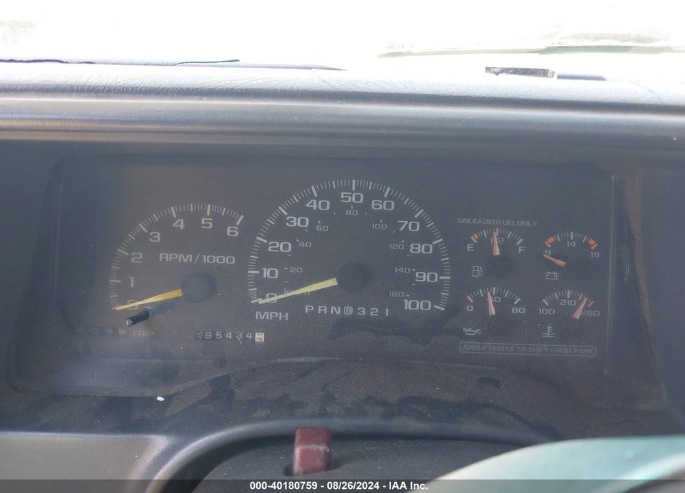 1998 GMC SIERRA 2500 SL VIN: 1GTGC29R3WE530767