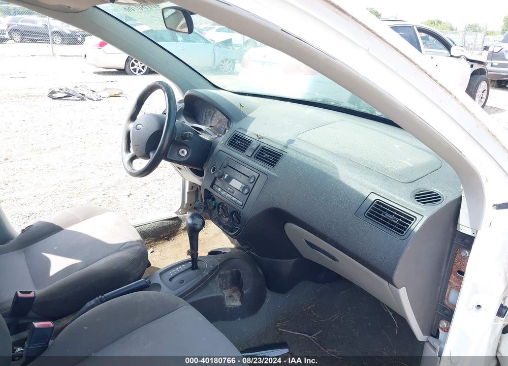 2007 FORD FOCUS S/SE/SES VIN: 1FAHP34N57W310504