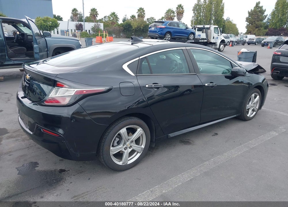 2018 CHEVROLET VOLT VIN: 1G1RC6S5XJU120305