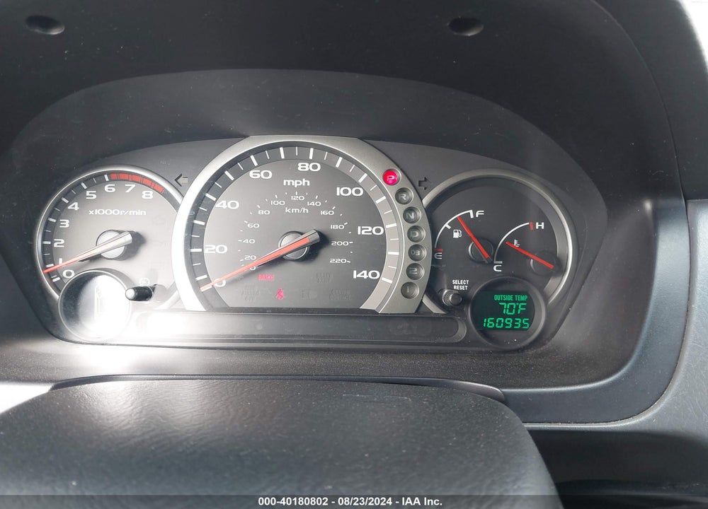 2004 HONDA PILOT VIN: 2HKYF18484H518316