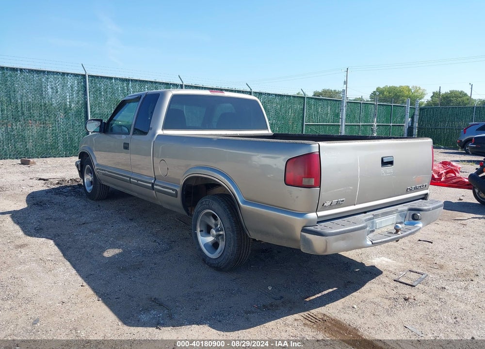 2000 CHEVROLET S-10 LS VIN: 1GCCS1959YK210205