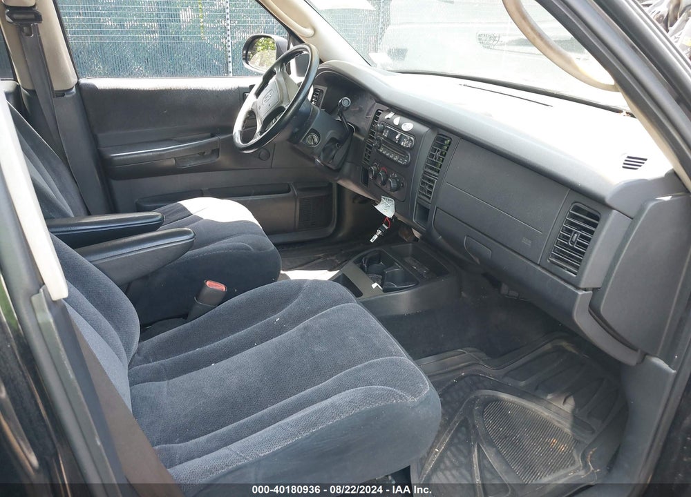 2004 DODGE DAKOTA SPORT/SXT VIN: 1D7HL38K74S781374