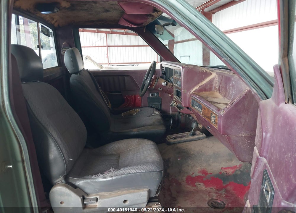 1989 DODGE DAKOTA VIN: 1B7GG26X4KS195943