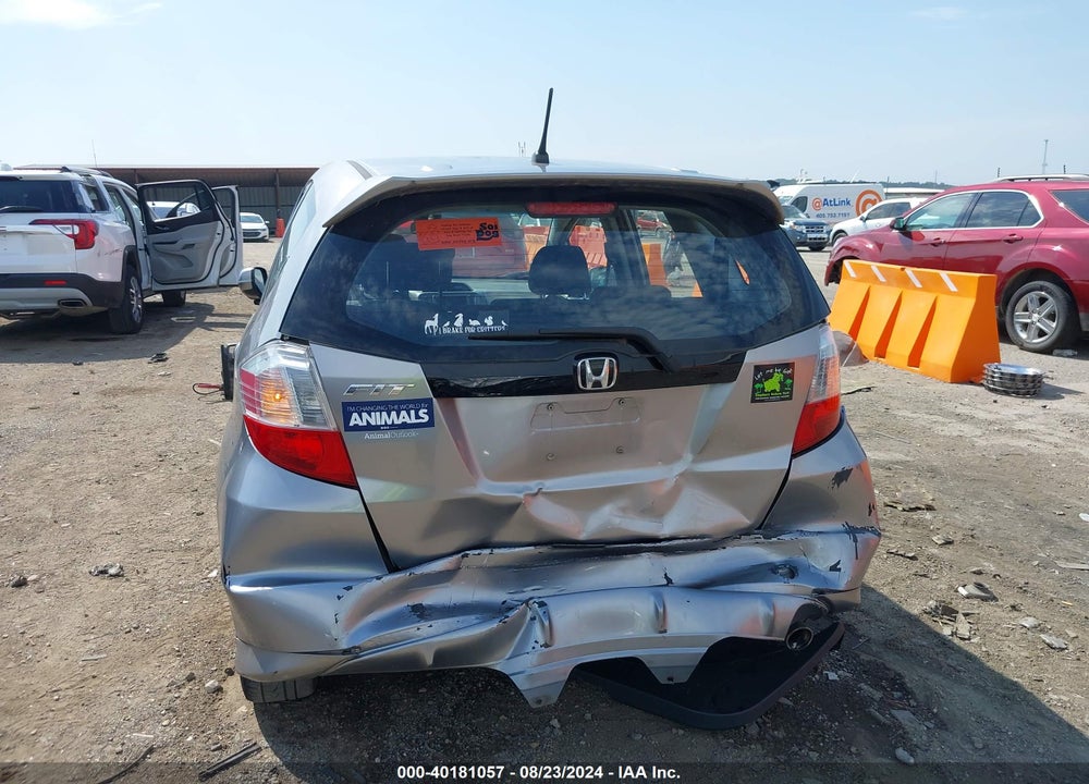 2009 HONDA FIT SPORT VIN: JHMGE886X9S049908