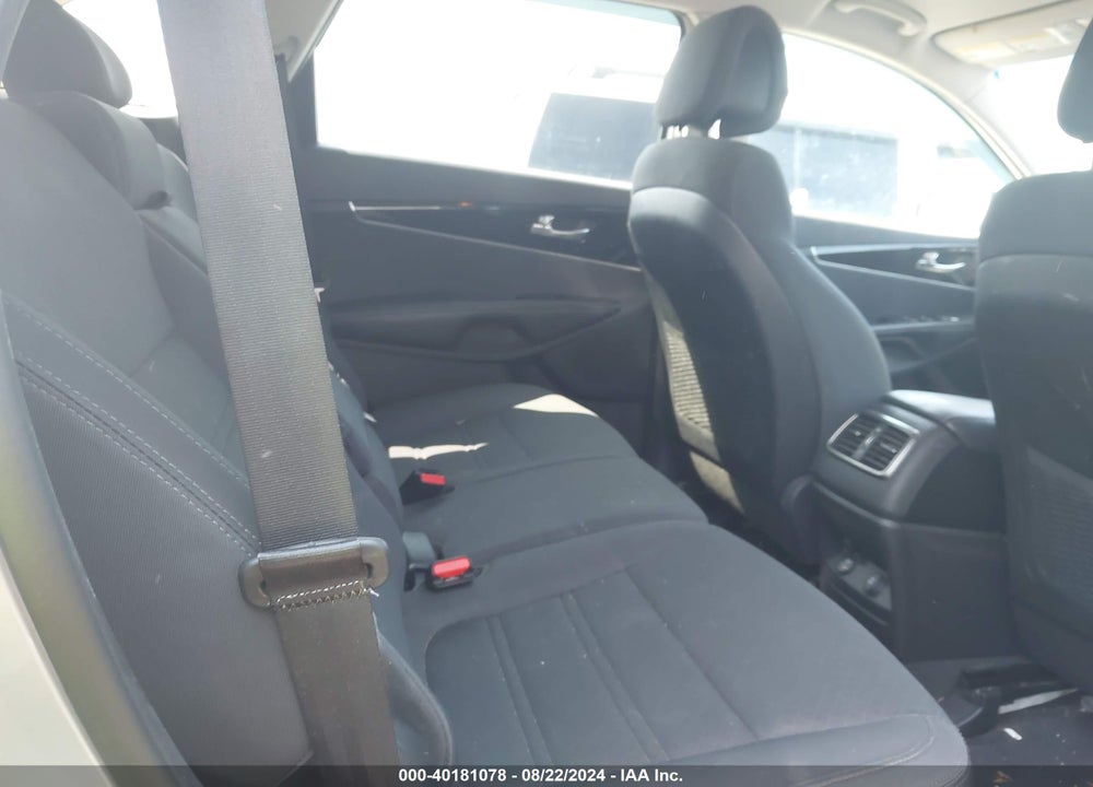2016 KIA SORENTO 2.4L LX VIN: 5XYPG4A36GG006853
