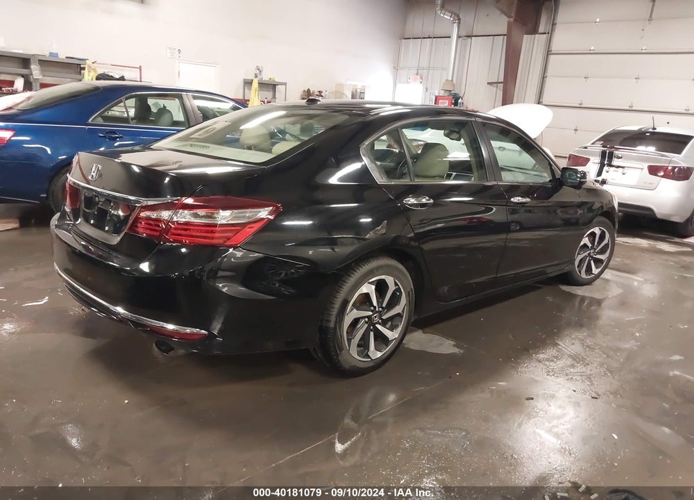 2017 HONDA ACCORD EX-L VIN: 1HGCR2F82HA068027