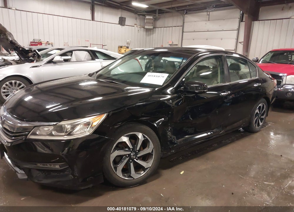 2017 HONDA ACCORD EX-L VIN: 1HGCR2F82HA068027
