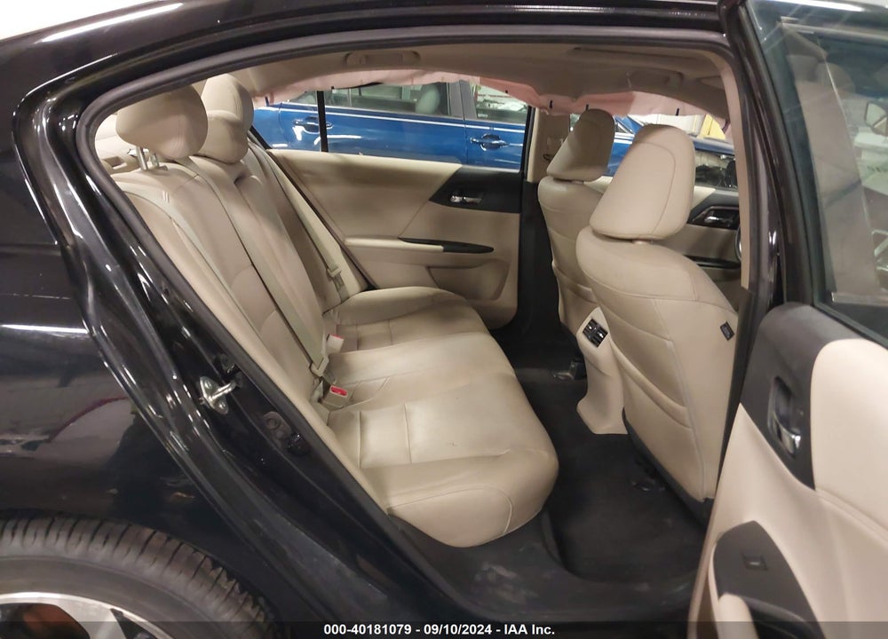 2017 HONDA ACCORD EX-L VIN: 1HGCR2F82HA068027