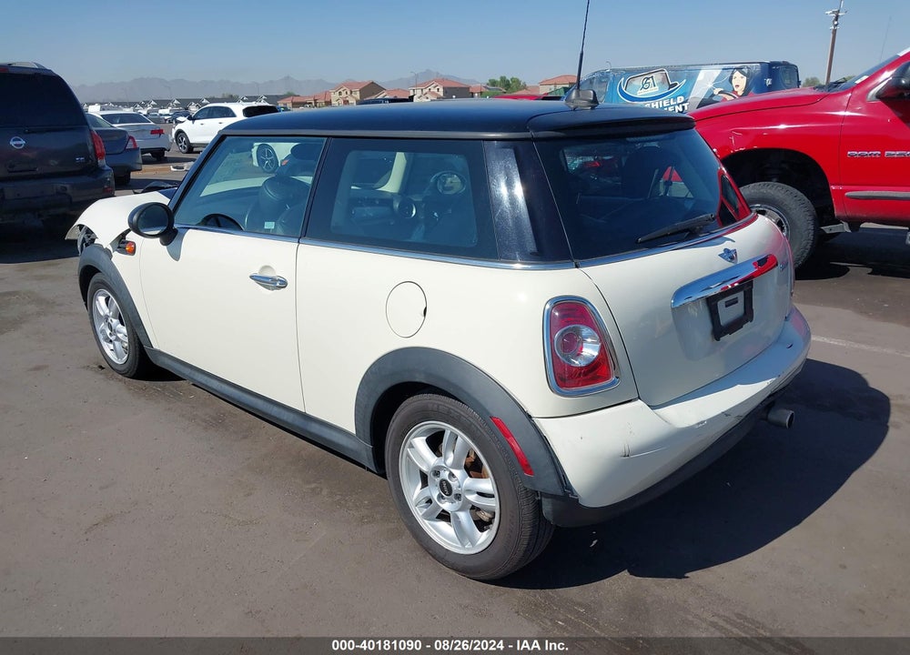 2013 MINI HARDTOP COOPER VIN: WMWSU3C55DT549233