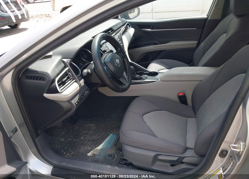 2018 TOYOTA CAMRY L VIN: 4T1B11HK2JU077931