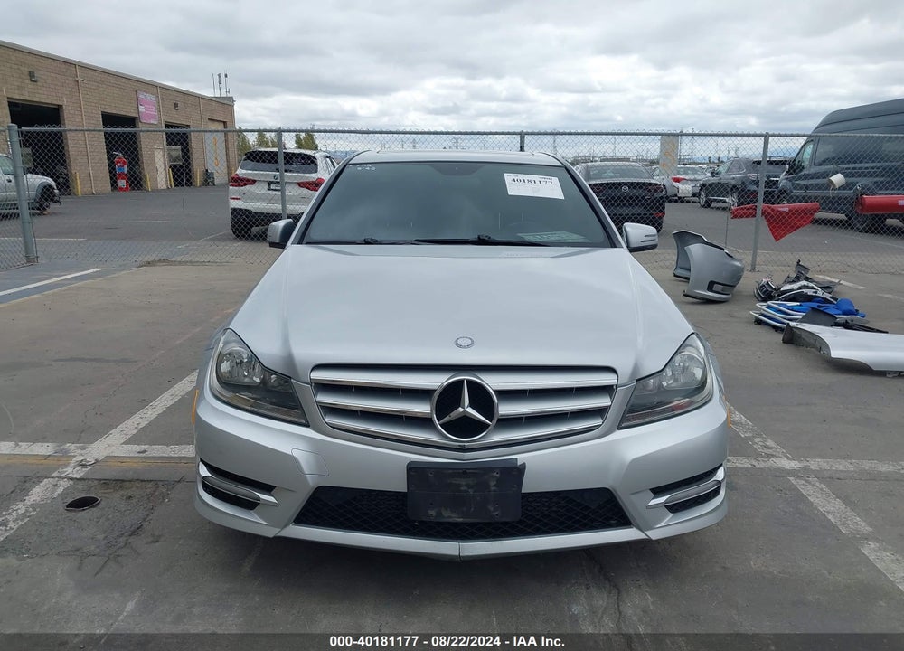 2012 MERCEDES-BENZ C 250 LUXURY/SPORT VIN: WDDGF4HB8CR217036