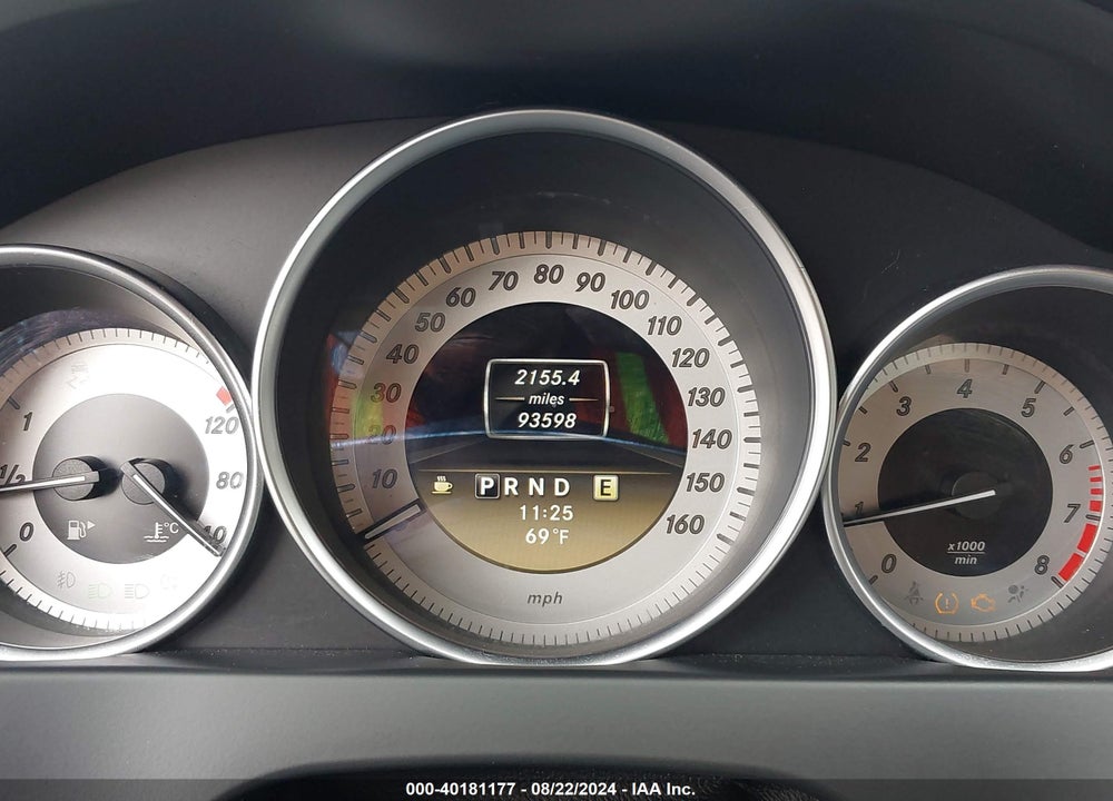 2012 MERCEDES-BENZ C 250 LUXURY/SPORT VIN: WDDGF4HB8CR217036