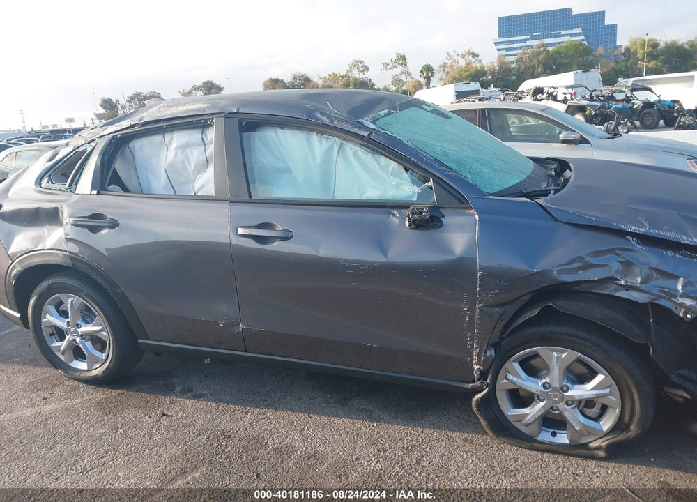 2025 HONDA HR-V 2WD LX VIN: 3CZRZ1H33SM714748