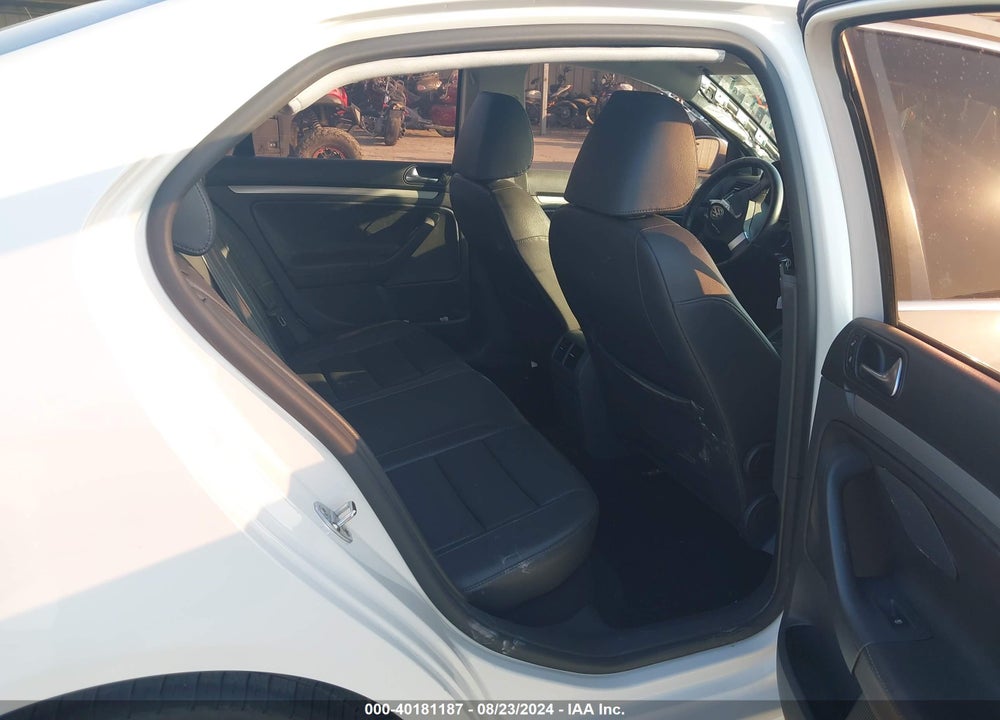2009 VOLKSWAGEN JETTA SEL VIN: 3VWRZ71K09M137727