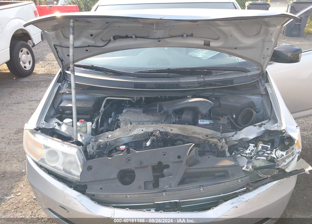 2011 HONDA ODYSSEY EX-L VIN: 5FNRL5H6XBB066726