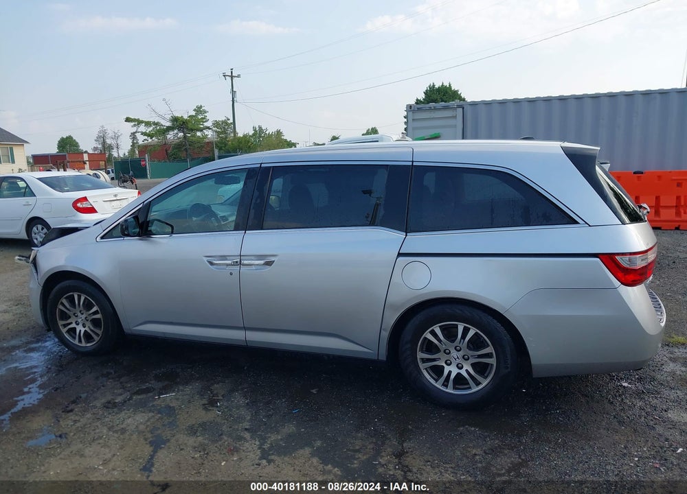 2011 HONDA ODYSSEY EX-L VIN: 5FNRL5H6XBB066726