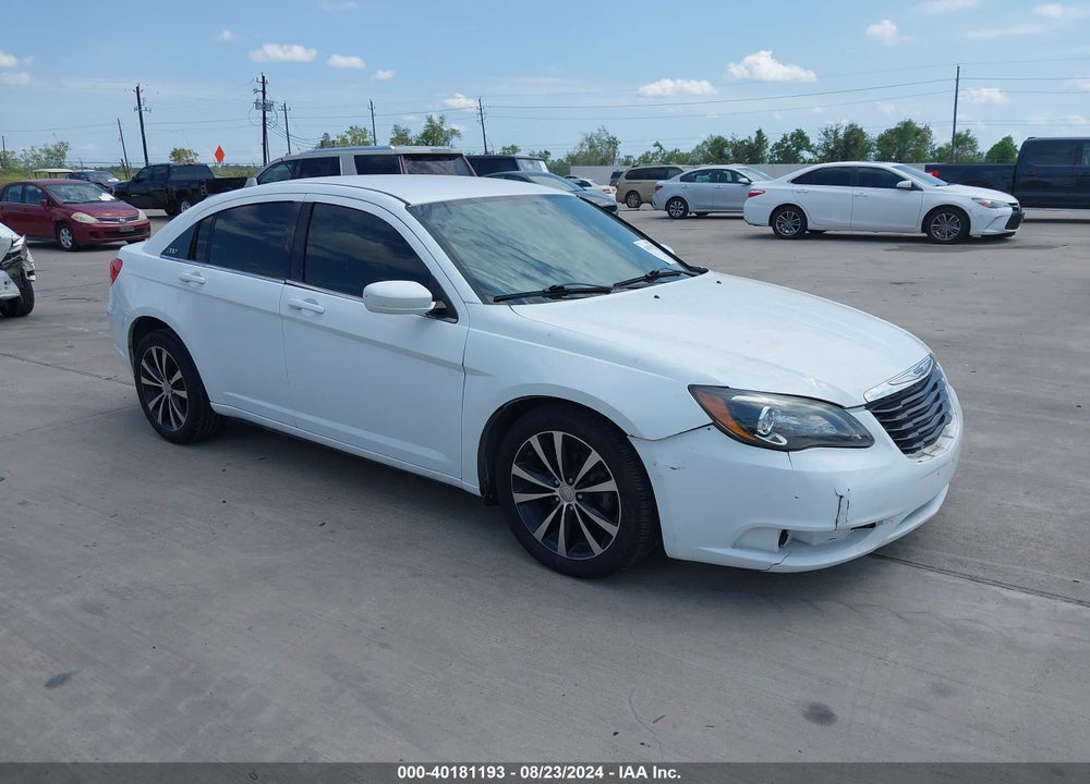 2014 CHRYSLER 200 TOURING VIN: 1C3CCBBG3EN117015